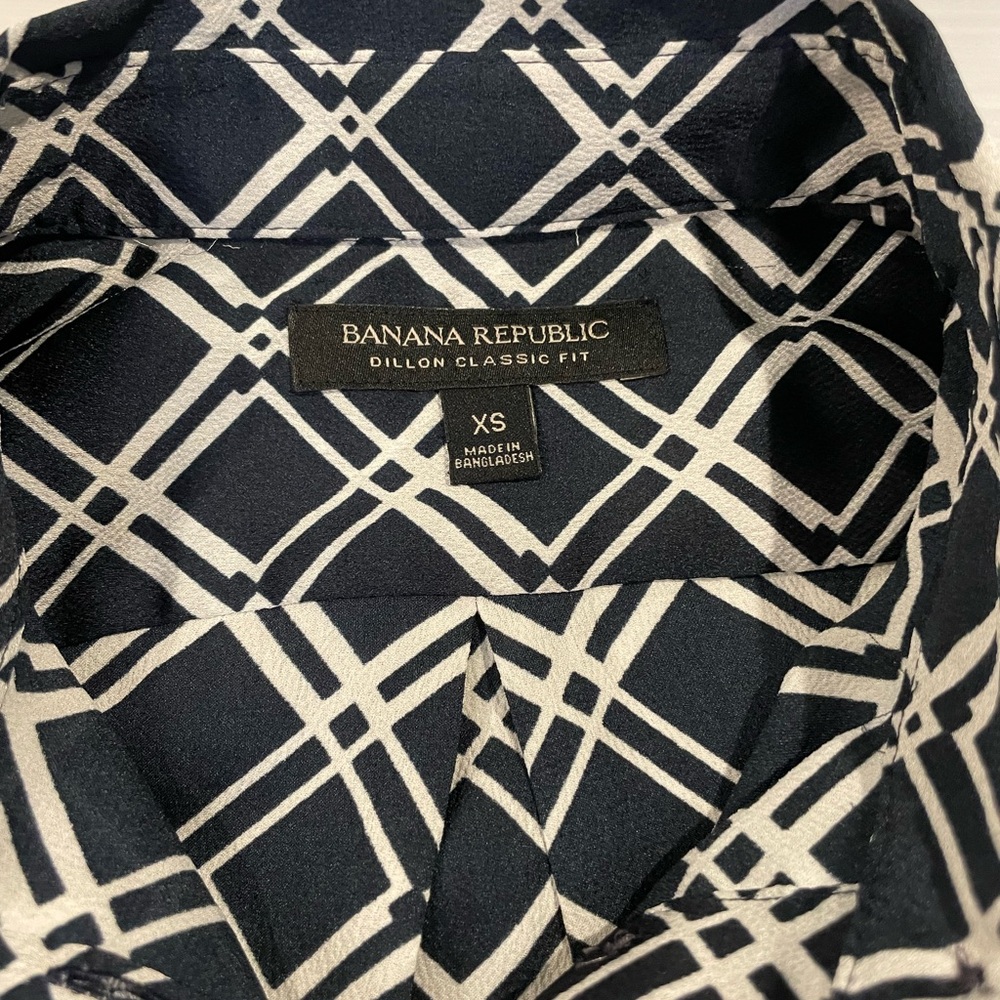 Banana Republic Dillon Blouse XS Navy White Geometric Print - Picture 4 of 5